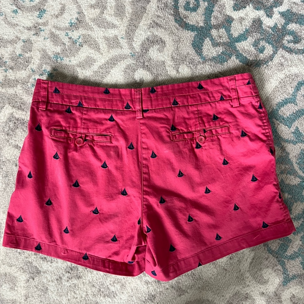 British Khaki-Mid-rise sailboat patterned shorts-Size 12 - Picture 3 of 5